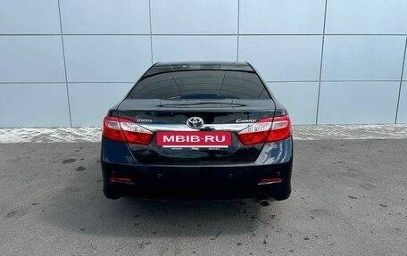 Toyota Camry, 2014 год, 1 790 000 рублей, 6 фотография