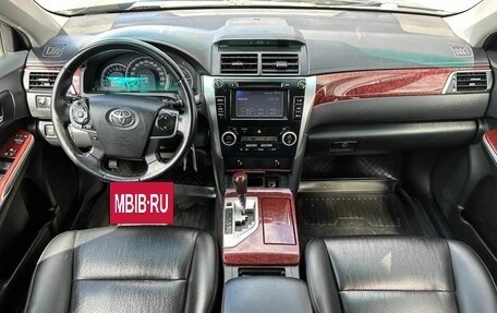 Toyota Camry, 2014 год, 1 790 000 рублей, 14 фотография