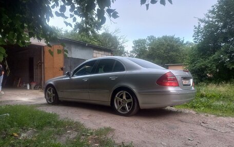 Mercedes-Benz E-Класс, 2002 год, 690 000 рублей, 8 фотография