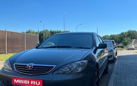 Toyota Camry V40, 2002 год, 580 000 рублей, 2 фотография