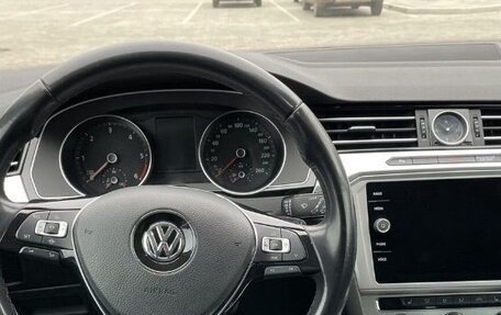 Volkswagen Passat B8 рестайлинг, 2019 год, 2 250 000 рублей, 7 фотография