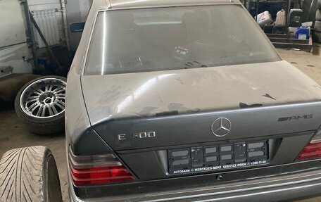 Mercedes-Benz E-Класс, 1992 год, 240 000 рублей, 6 фотография