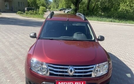 Renault Duster I рестайлинг, 2012 год, 880 000 рублей, 1 фотография