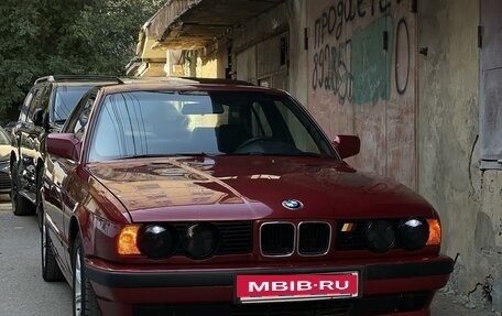 BMW 5 серия, 1988 год, 580 000 рублей, 1 фотография