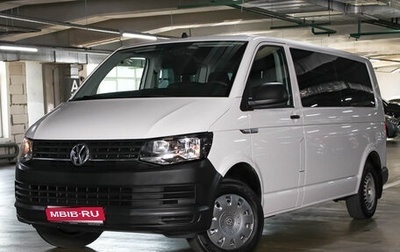 Volkswagen Caravelle T6 рестайлинг, 2017 год, 3 397 000 рублей, 1 фотография