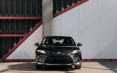 Toyota Camry, 2023 год, 4 500 000 рублей, 1 фотография