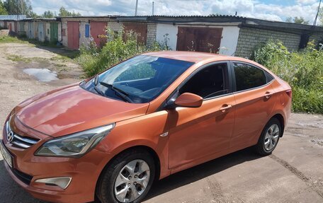 Hyundai Solaris II рестайлинг, 2014 год, 500 000 рублей, 1 фотография