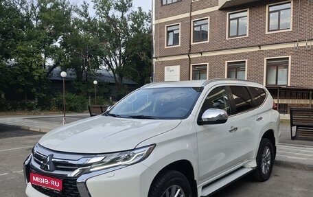 Mitsubishi Pajero Sport III рестайлинг, 2017 год, 3 700 000 рублей, 1 фотография