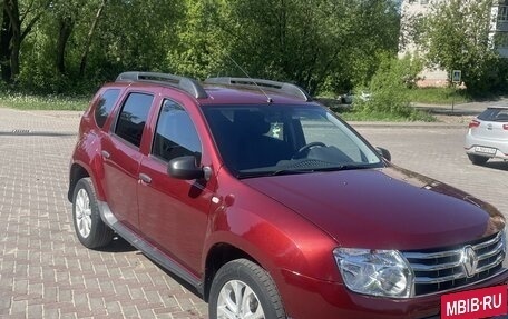 Renault Duster I рестайлинг, 2012 год, 880 000 рублей, 2 фотография