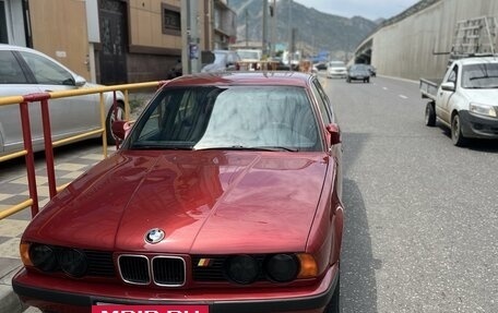 BMW 5 серия, 1988 год, 580 000 рублей, 2 фотография