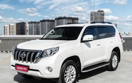 Toyota Land Cruiser Prado 150 рестайлинг 2, 2016 год, 4 299 000 рублей, 1 фотография