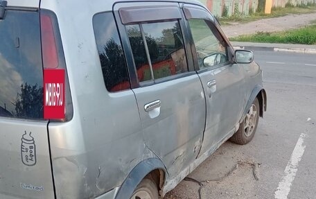 Nissan Cube II, 2000 год, 120 000 рублей, 5 фотография