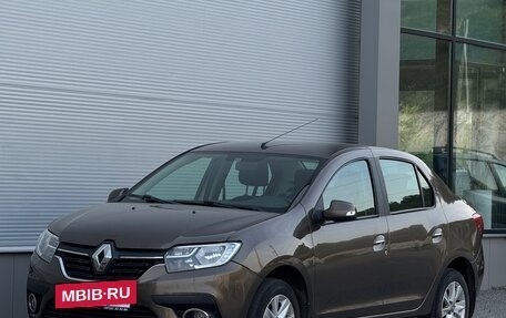 Renault Logan II, 2018 год, 697 000 рублей, 5 фотография