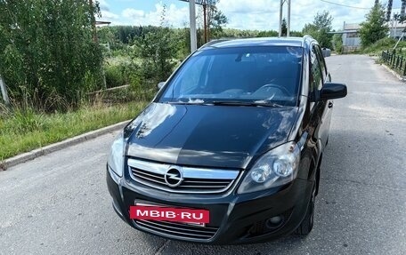 Opel Zafira B, 2013 год, 900 000 рублей, 2 фотография