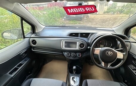 Toyota Vitz, 2012 год, 850 000 рублей, 3 фотография