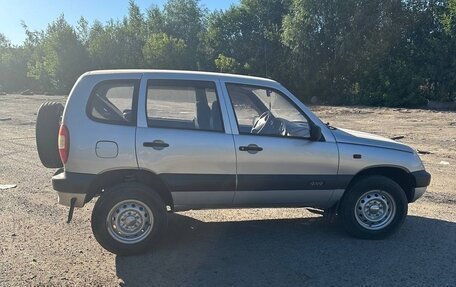 Chevrolet Niva I рестайлинг, 2004 год, 480 000 рублей, 4 фотография