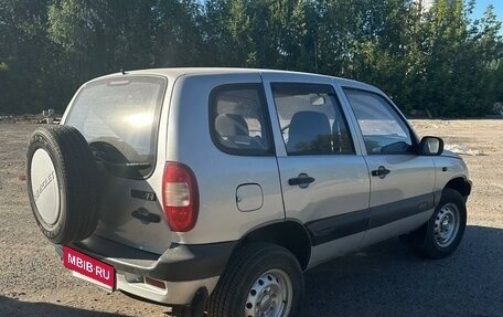 Chevrolet Niva I рестайлинг, 2004 год, 480 000 рублей, 5 фотография