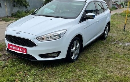 Ford Focus III, 2015 год, 1 300 000 рублей, 1 фотография