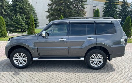 Mitsubishi Pajero IV, 2017 год, 3 590 000 рублей, 1 фотография