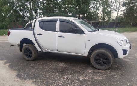 Mitsubishi L200 IV рестайлинг, 2011 год, 1 134 000 рублей, 6 фотография