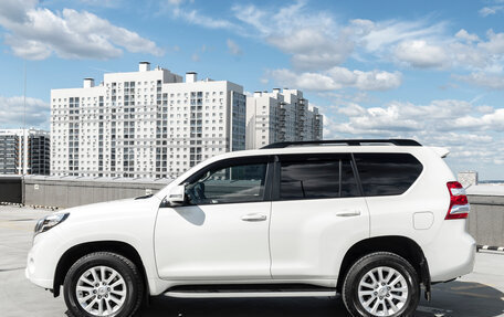 Toyota Land Cruiser Prado 150 рестайлинг 2, 2016 год, 4 299 000 рублей, 8 фотография