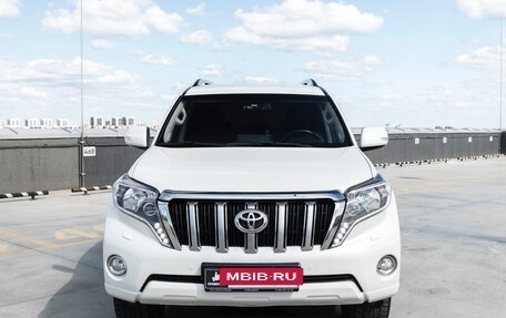 Toyota Land Cruiser Prado 150 рестайлинг 2, 2016 год, 4 299 000 рублей, 2 фотография