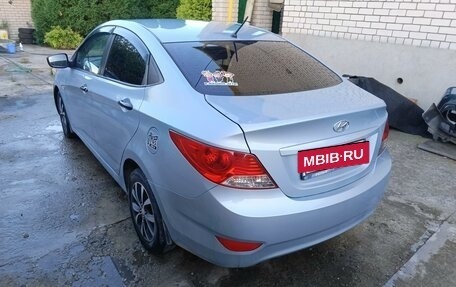 Hyundai Solaris II рестайлинг, 2013 год, 690 000 рублей, 5 фотография