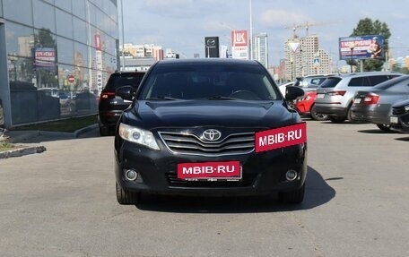 Toyota Camry, 2010 год, 1 350 000 рублей, 2 фотография