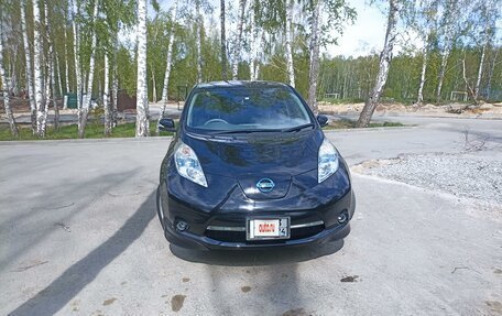 Nissan Leaf I, 2012 год, 740 000 рублей, 2 фотография