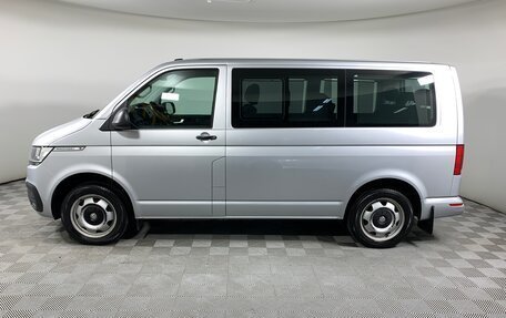 Volkswagen Multivan T6 рестайлинг, 2020 год, 4 557 000 рублей, 8 фотография