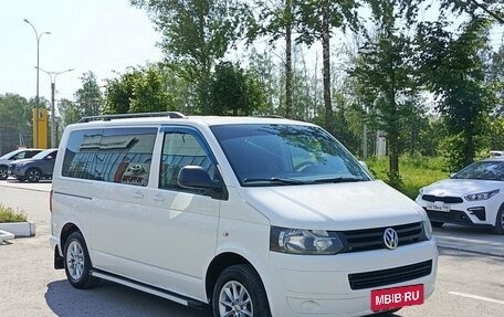 Volkswagen Caravelle T5, 2013 год, 1 832 100 рублей, 3 фотография