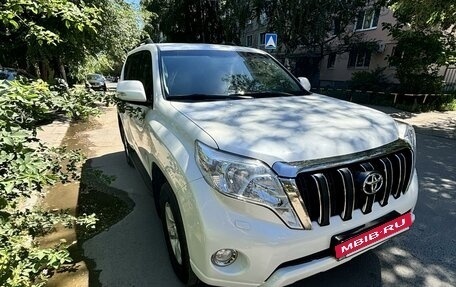 Toyota Land Cruiser Prado 150 рестайлинг 2, 2014 год, 3 890 000 рублей, 2 фотография