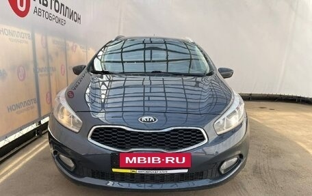 KIA cee'd III, 2013 год, 999 900 рублей, 10 фотография