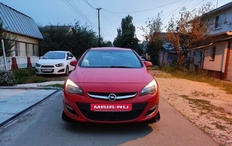 Opel Astra J, 2012 год, 799 999 рублей, 2 фотография