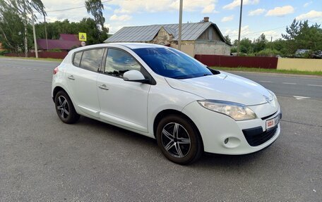 Renault Megane III, 2011 год, 870 000 рублей, 3 фотография