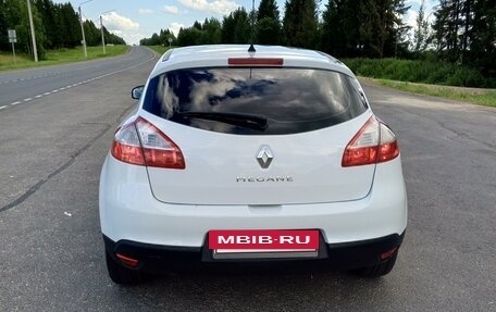 Renault Megane III, 2011 год, 870 000 рублей, 6 фотография