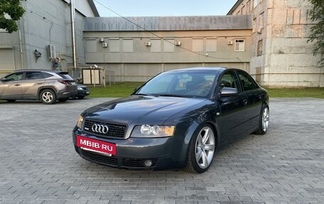 Audi A4, 2003 год, 990 000 рублей, 8 фотография