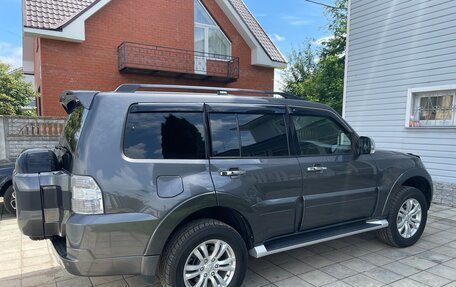 Mitsubishi Pajero IV, 2017 год, 3 590 000 рублей, 11 фотография