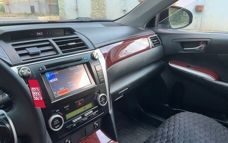 Toyota Camry, 2013 год, 1 800 000 рублей, 4 фотография