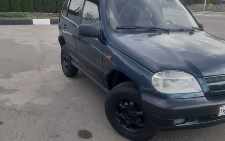 Chevrolet Niva I рестайлинг, 2004 год, 320 000 рублей, 2 фотография