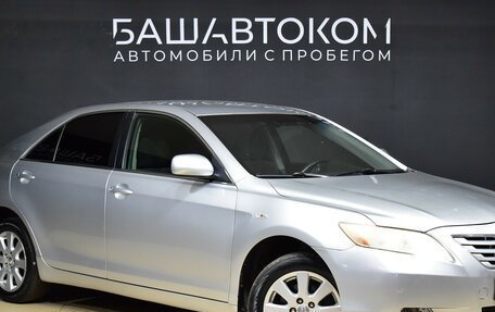 Toyota Camry, 2007 год, 1 160 000 рублей, 2 фотография