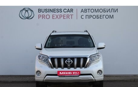 Toyota Land Cruiser Prado 150 рестайлинг 2, 2015 год, 3 998 000 рублей, 2 фотография