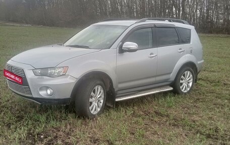 Mitsubishi Outlander III рестайлинг 3, 2011 год, 970 000 рублей, 10 фотография