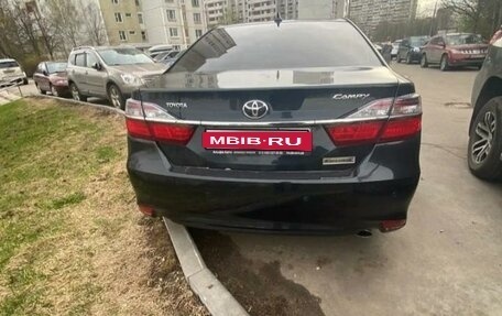 Toyota Camry, 2017 год, 2 350 000 рублей, 3 фотография