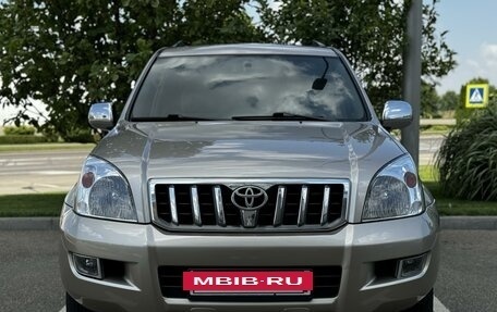 Toyota Land Cruiser Prado 120 рестайлинг, 2004 год, 2 750 000 рублей, 10 фотография