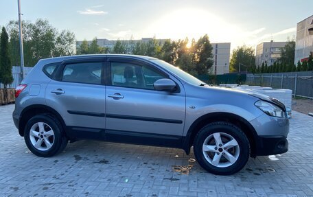 Nissan Qashqai, 2010 год, 1 200 000 рублей, 2 фотография