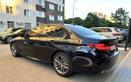 BMW 5 серия, 2018 год, 3 050 000 рублей, 3 фотография