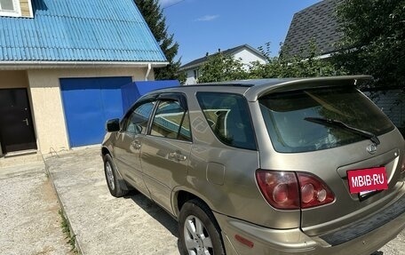 Lexus RX IV рестайлинг, 1999 год, 750 000 рублей, 4 фотография