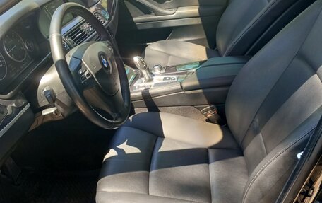 BMW 5 серия, 2012 год, 1 870 000 рублей, 12 фотография