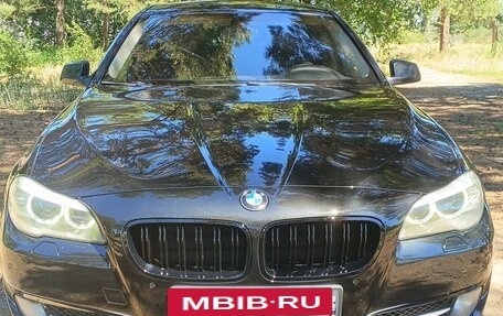 BMW 5 серия, 2012 год, 1 870 000 рублей, 2 фотография